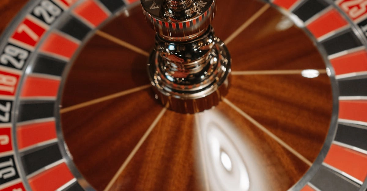 Wolf Gold слот игра с волками и золотыми символами